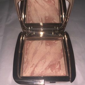 Hourglass Brilliant Nude Blush